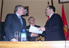 Acto de entrega 2004